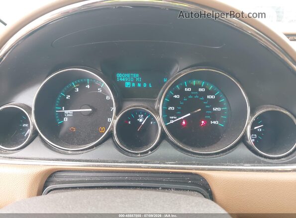 5GAKRBKD5GJ246719 2016 BUICK ENCLAVE Purple Widok tylnych siedzeń
