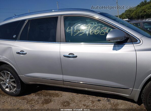 5GAKRBKD6GJ300478 2016 BUICK ENCLAVE Silver Vista interior trasera