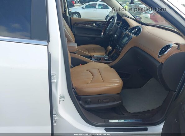 5GAKRBKD8HJ342670 2017 BUICK ENCLAVE White Սալոնի դիմացի տեսք