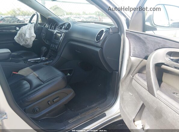 5GAKRBKDXGJ205437 2016 BUICK ENCLAVE Silver Вид салону спереду
