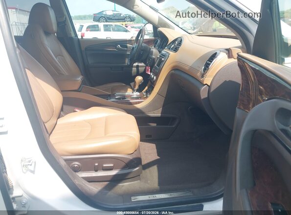5GAKRCKD9GJ111152 2016 BUICK ENCLAVE White Вид салону спереду