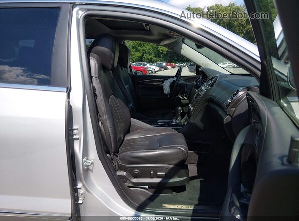 5GAKVBKD7HJ343188 2017 BUICK ENCLAVE Silver Вид салону спереду