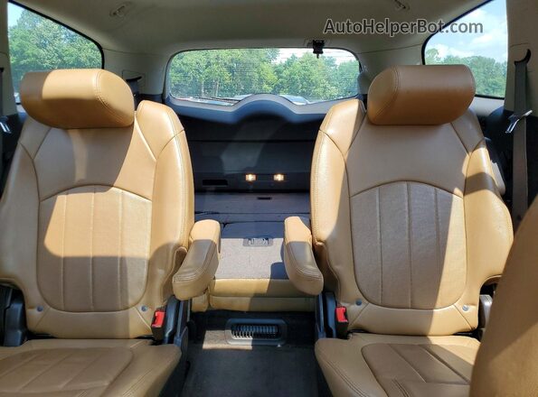 5GAKVBKD8HJ137104 2017 BUICK ENCLAVE Blue Вид задніх сидінь