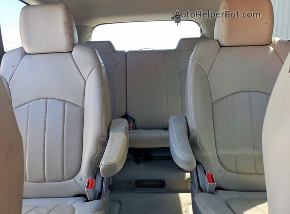 5GAKVCKD2GJ267951 2016 BUICK ENCLAVE Burgundy Widok tylnych siedzeń