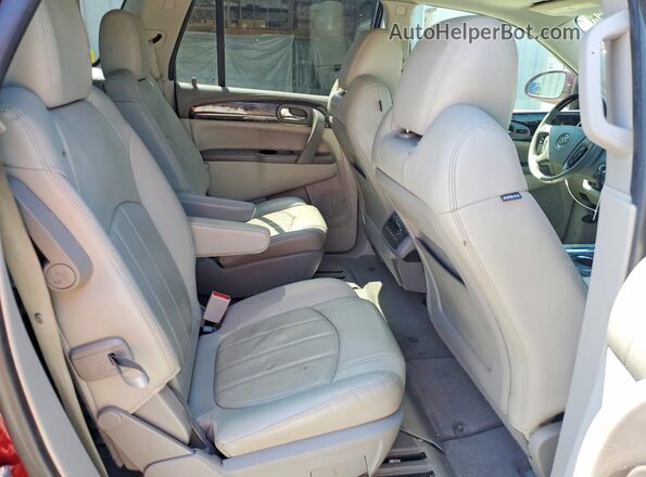 5GAKVCKD2GJ267951 2016 BUICK ENCLAVE Burgundy Widok wnętrza z tyłu