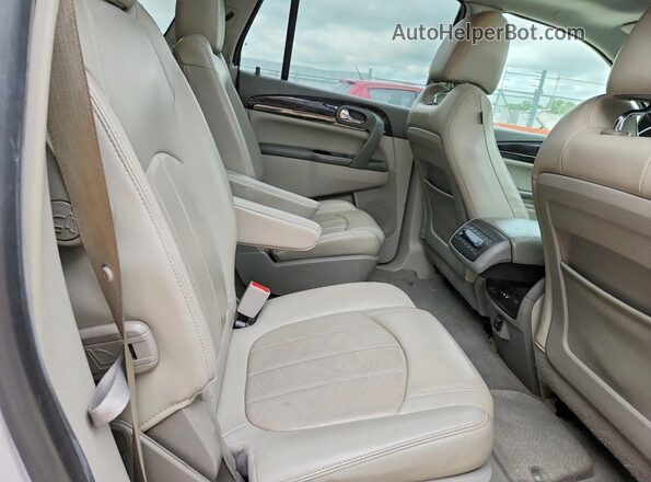 5GAKVCKD6GJ210362 2016 BUICK ENCLAVE Белый Вид задней части салона