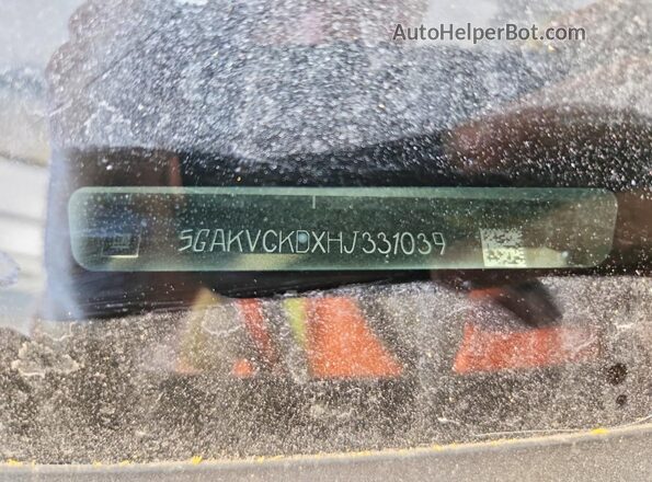 5GAKVCKDXHJ331039 2017 BUICK ENCLAVE Серебряный Вид подкапотного пространства