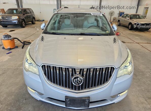 5GAKVCKDXHJ331039 2017 BUICK ENCLAVE Серебряный Вид спереди
