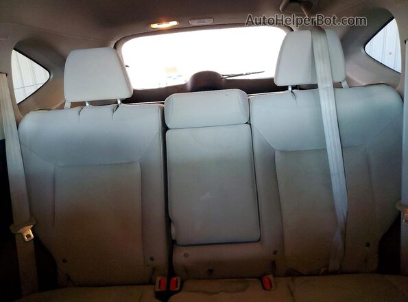 5J6RM3H50GL003495 2016 HONDA CR-V White Rear seats view