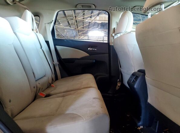 5J6RM3H50GL003495 2016 HONDA CR-V White Rear interior view