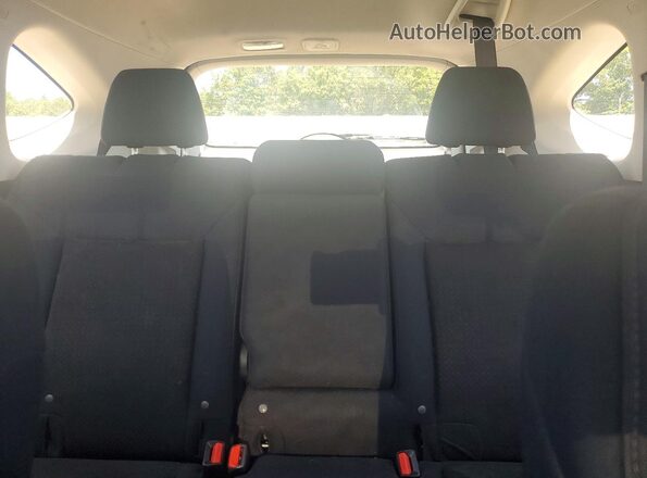 5J6RM4H31GL141132 2016 HONDA CR-V Black Rear seats view