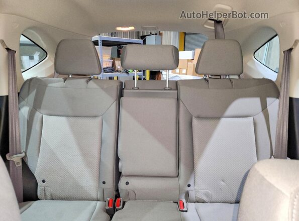 5J6RM4H35GL117643 2016 HONDA CR-V Gray Widok tylnych siedzeń