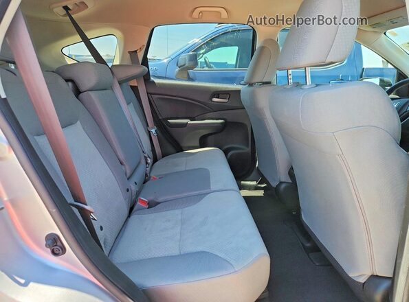 5J6RM4H43GL082481 2016 HONDA CR-V Silver Widok wnętrza z tyłu