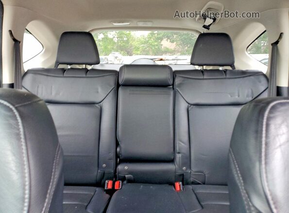 5J6RM4H78GL101939 2016 HONDA CR-V Gray Rear seats view