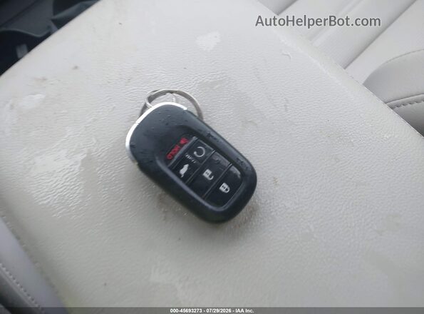 5J6RS4H77PL007458 2023 HONDA CR-V Красный Вид панели приборов