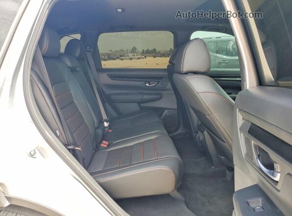 5J6RS5H83SL013278 2025 HONDA CR-V Silver Rear interior view