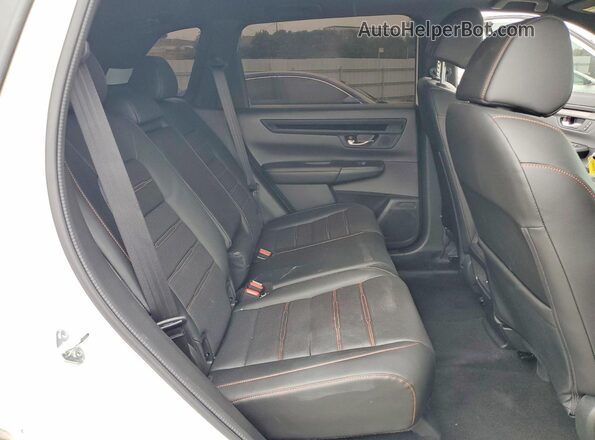 5J6RS6H8XTL007050 2026 HONDA CR-V White Rear interior view