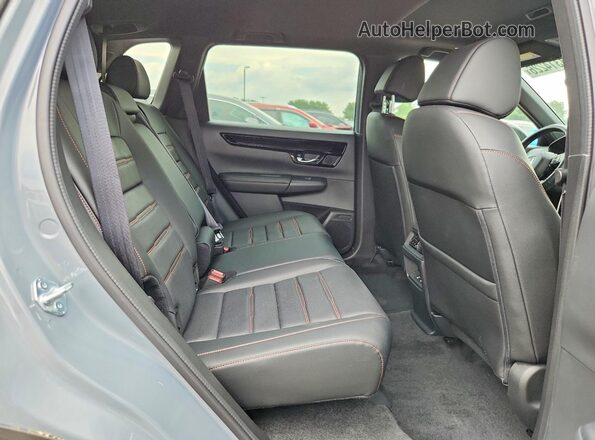 5J6RS6H99TL002155 2026 HONDA CR-V Silver Rear interior view