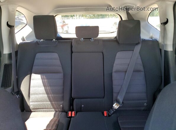 5J6RT6H57NL047673 2022 HONDA CR-V White Rear seats view