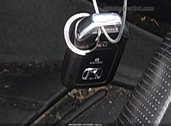5J6RW1H87HL004833 2017 HONDA CR-V White Առջևի վահանակի տեսք