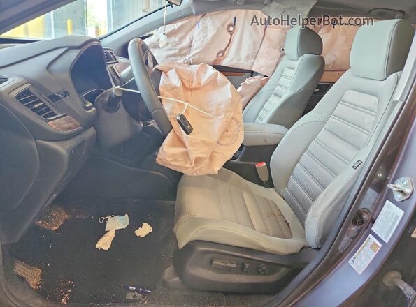 5J6RW2H50JL034158 2018 HONDA CR-V Gray Front interior view