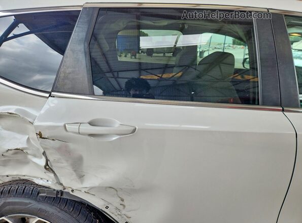 5J6RW2H81MA011644 2021 HONDA CR-V White Rear seats view