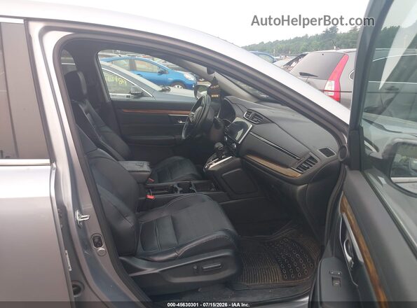 5J6RW2H82HL063441 2017 HONDA CR-V Silver წინა სალონის ხედი