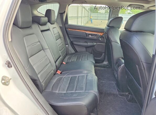 5J6RW2H85JL013252 2018 HONDA CR-V White Вид задніх сидінь
