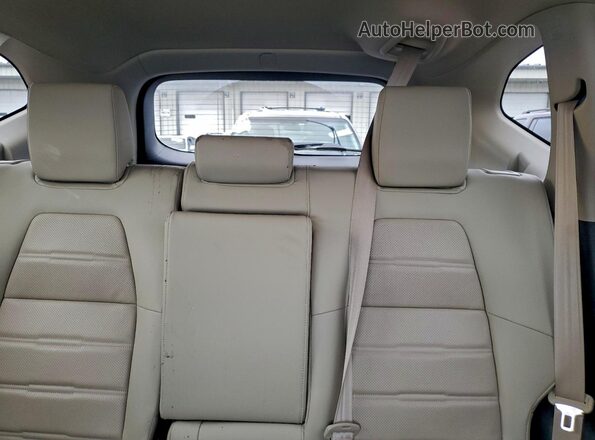 5J6RW2H88LL043400 2020 HONDA CR-V White Rear seats view