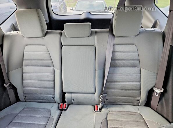5J6RW6H3XJL002906 2018 HONDA CR-V Red Rear seats view