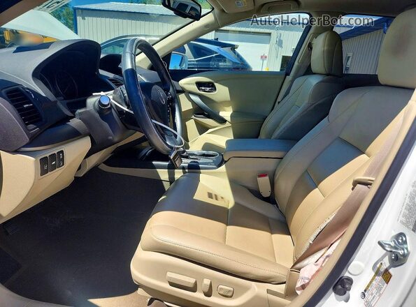 5J8TB3H39GL002525 2016 ACURA RDX White Widok wnętrza z przodu