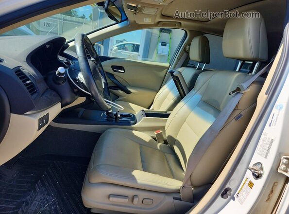 5J8TB4H37GL019782 2016 ACURA RDX White Front interior view