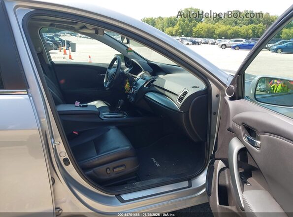 5J8TB4H51HL012264 2017 ACURA RDX Silver წინა სალონის ხედი
