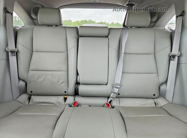 5J8TB4H72GL013486 2016 ACURA RDX Silver Հետևի նստատեղերի տեսք