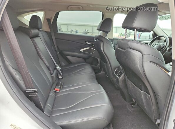 5J8TC1H30ML003771 2021 ACURA RDX White Widok wnętrza z tyłu