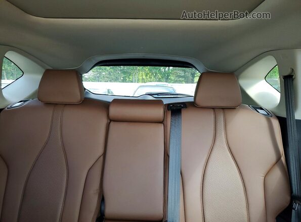 5J8TC2H50NL005576 2022 ACURA RDX White Widok tylnych siedzeń