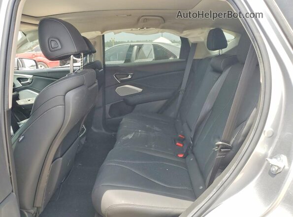 5J8TC2H59RL005372 2024 ACURA RDX Серебряный Вид задней части салона