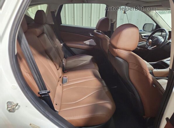 5J8TC2H5XLL008935 2020 ACURA RDX White Widok wnętrza z tyłu