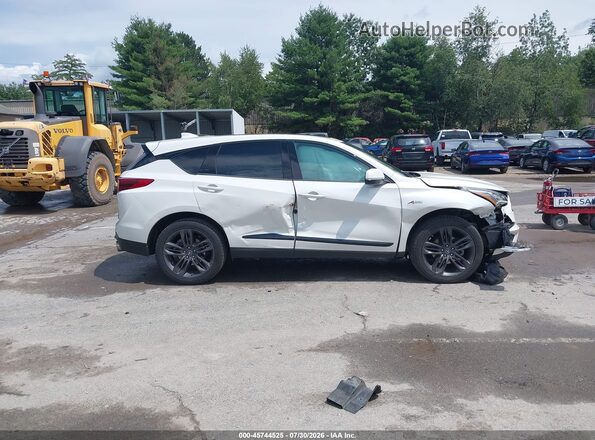 5J8TC2H62ML001861 2021 ACURA RDX White Widok wnętrza z tyłu