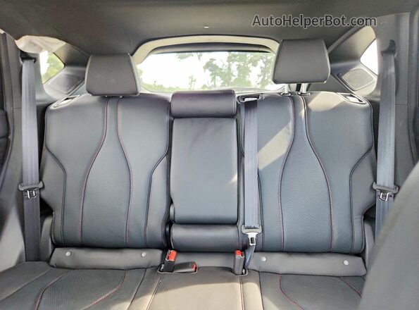 5J8TC2H82TL001021 2026 ACURA RDX Gray Vista de los asientos traseros