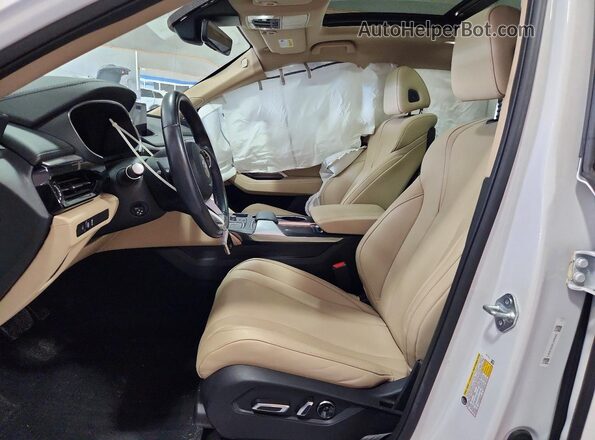5J8YE1H39PL006589 2023 ACURA MDX Белый Вид салона спереди