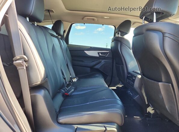 5J8YE1H49RL007575 2024 ACURA MDX Gray Vista de los asientos traseros