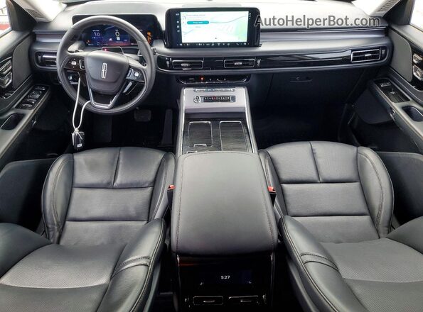 5LM5J0XC5SGL13650 2025 LINCOLN AVIATOR Black Առջևի վահանակի տեսք