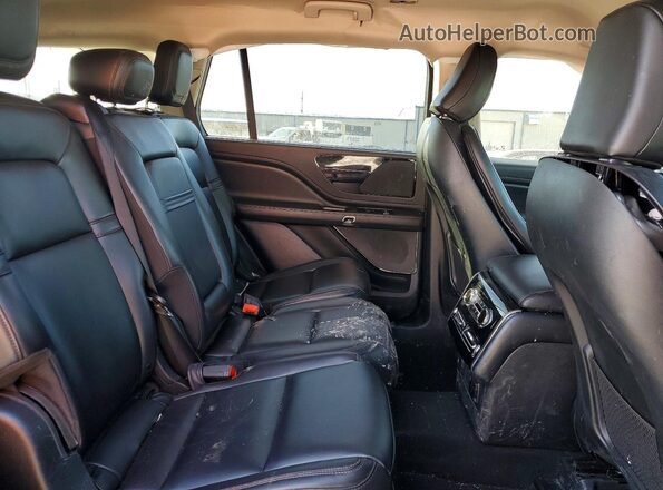5LM5J0XC9RGL07750 2024 LINCOLN AVIATOR Black Вид задньої частини салону