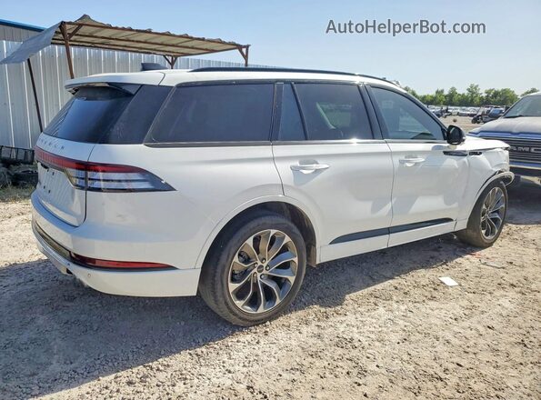5LM5J6WC5SGL23437 2025 LINCOLN AVIATOR White Tył prawy