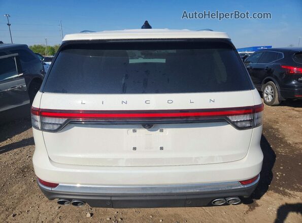 5LM5J6XC1SGL27824 2025 LINCOLN AVIATOR White Հետևի տեսք