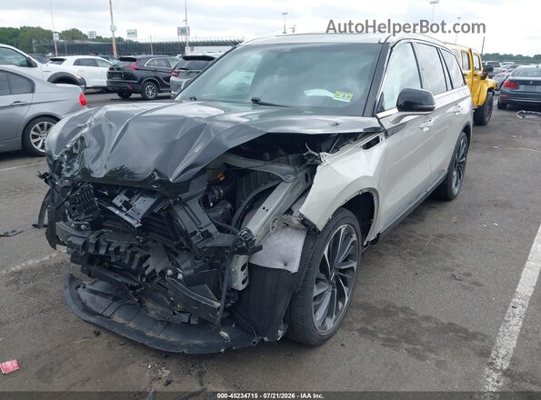 5LM5J7WC1MGL06935 2021 LINCOLN AVIATOR White Դիմացի տեսք