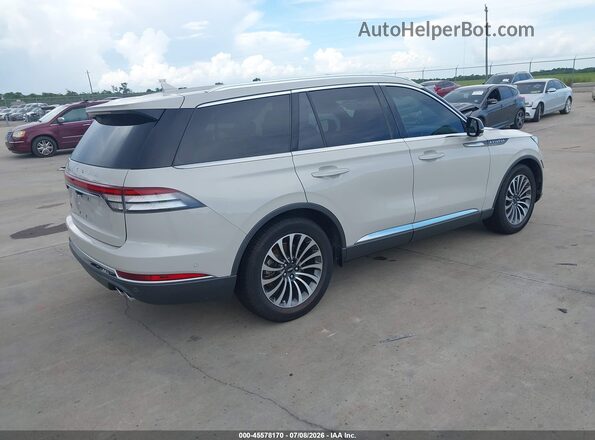 5LM5J7WC3LGL05817 2020 LINCOLN AVIATOR Cream Trasero derecho