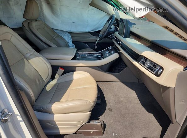5LM5J7WC3MGL12364 2021 LINCOLN AVIATOR White Widok wnętrza z przodu