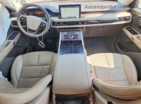 5LM5J7WC3MGL12364 2021 LINCOLN AVIATOR White Widok deski rozdzielczej